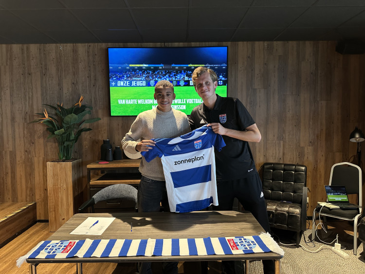 Magnús Steinsson (PEC Zwolle O16)