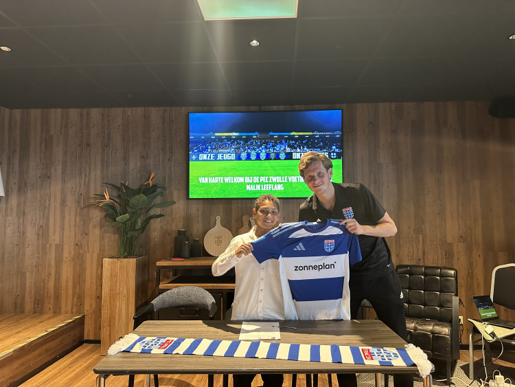 Malik Leeflang (PEC Zwolle O12)