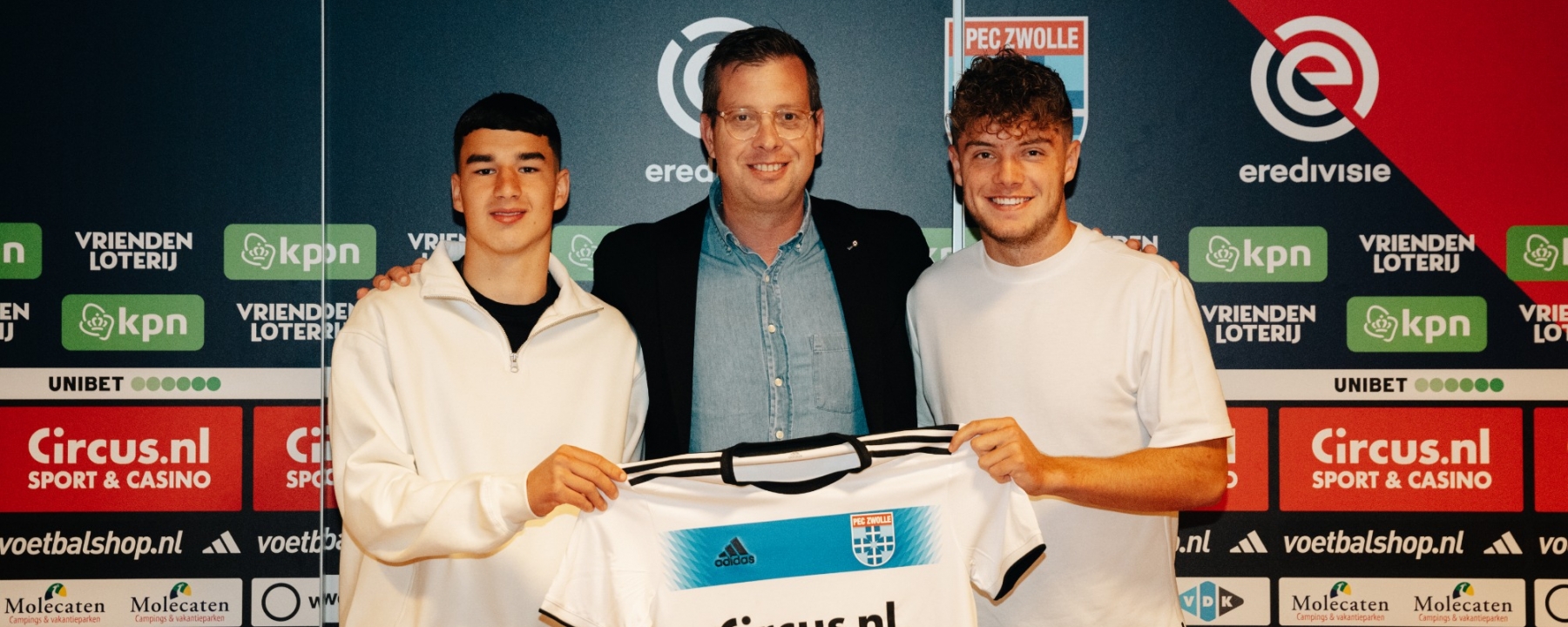 Dylan Ruward en Rodney Kroeze tekenen contract