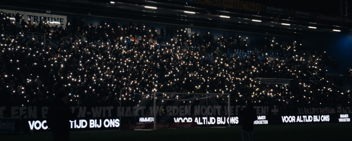 PEC Zwolle herdenkt overleden supporters tijdens Memorial Match