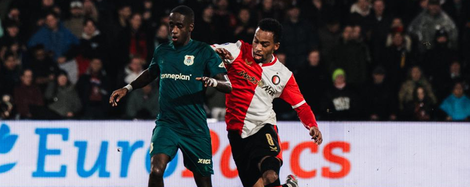 Feyenoord is PEC Zwolle de baas