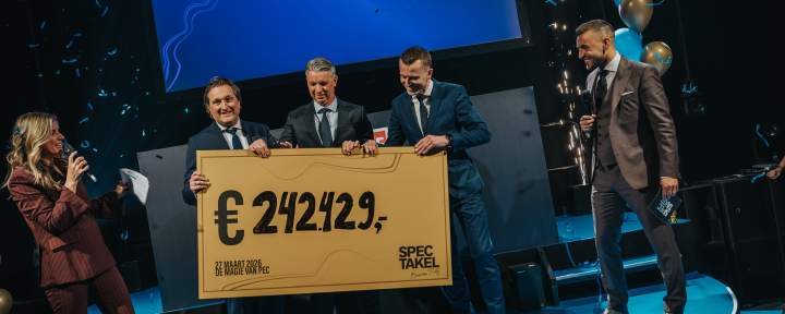 sPECtakel brengt Zwolle samen en levert recordbedrag op voor Sportcampus De Pelikaan