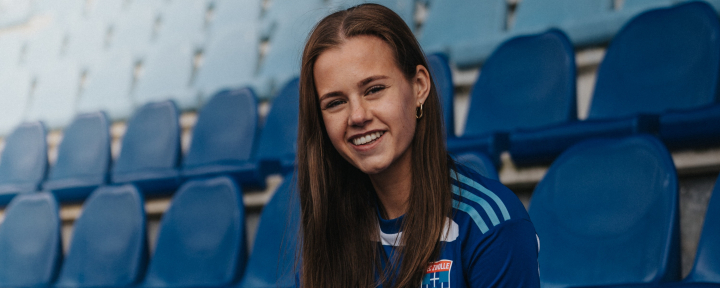 PEC Zwolle Vrouwen trekt Aniek Janssen aan