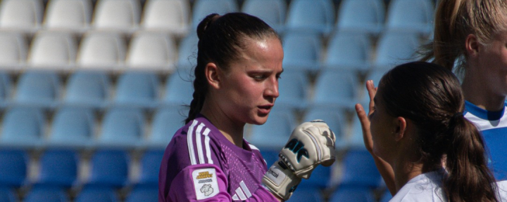 PEC Zwolle Vrouwen neemt afscheid van acht speelsters