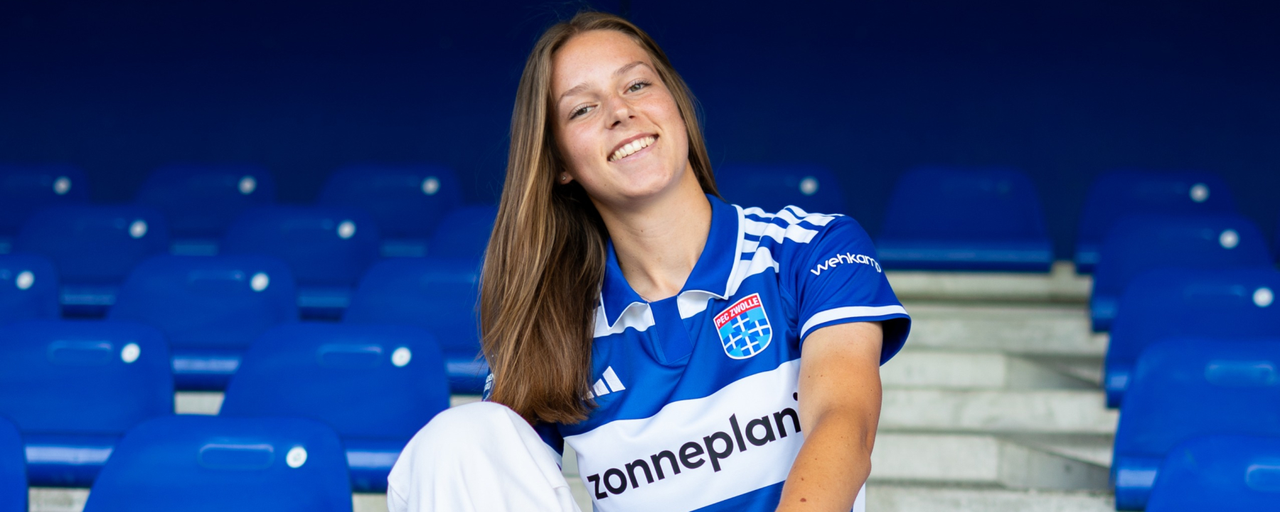 PEC Zwolle Vrouwen trekt Jill van den Ende aan