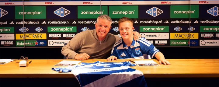 Nieuwe dromen komen uit met contractondertekeningen Bijzondere Eredivisie